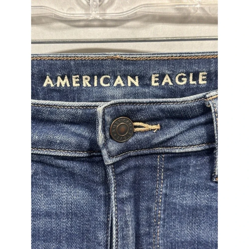 American Eagle Womens Super Hi-Rise Flare Jeans Medium Wash Blue Stretch Size 6